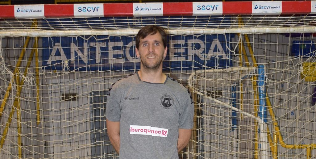 Ángel Pérez llega al Iberoquinoa Antequera