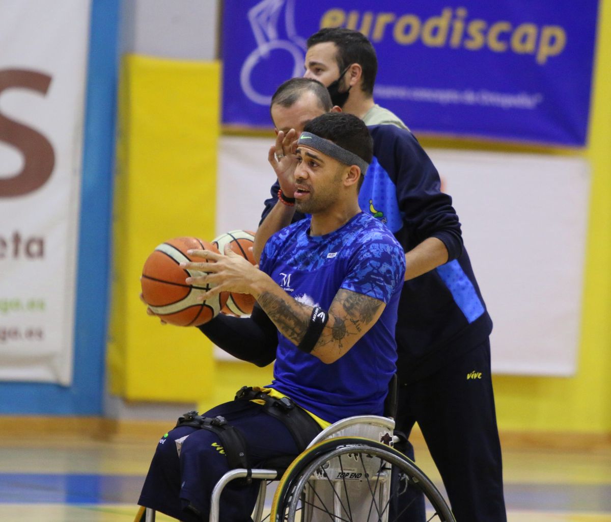El AMIVEL se mide al Fundación Aliados en Vélez Málaga