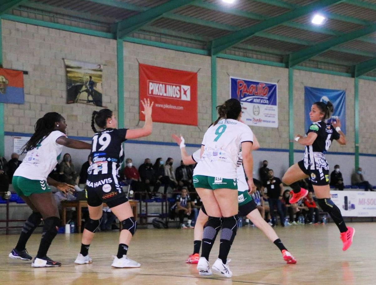 El Rincón Fertilidad salva un punto en Elche