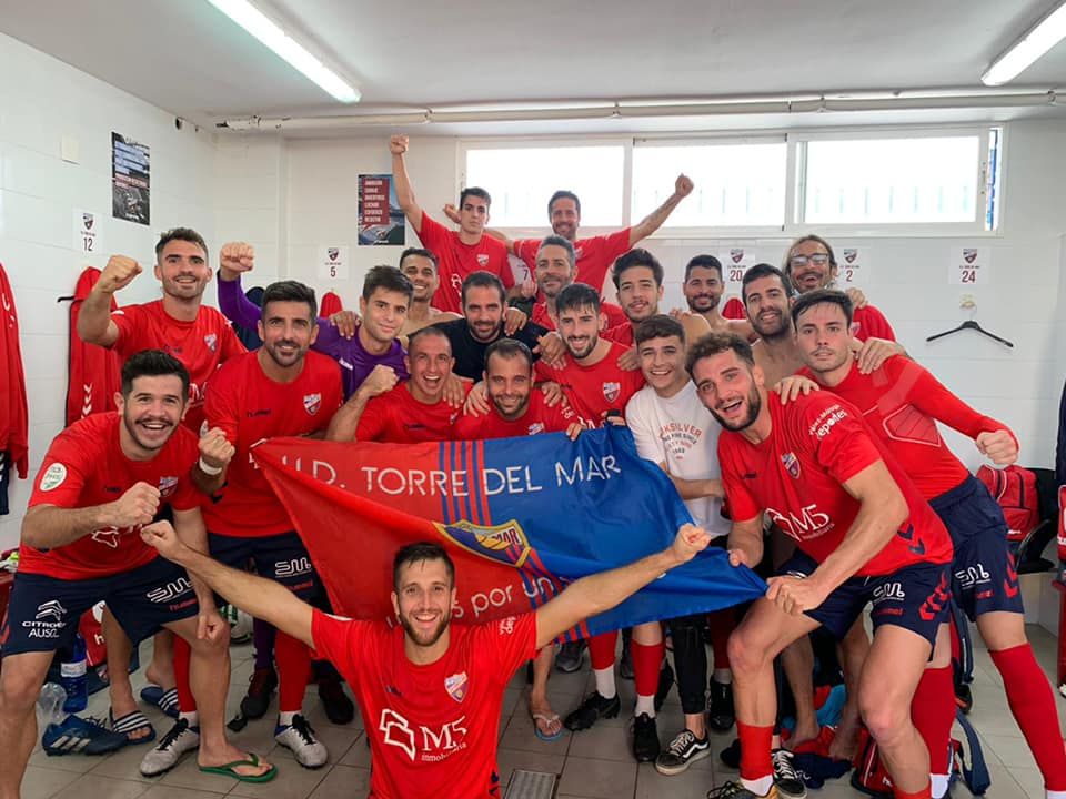 La U.D. Torre del Mar golea al Guadix
