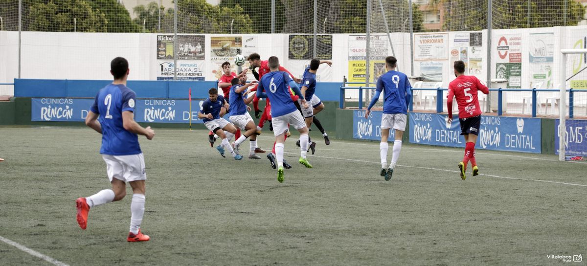 La U. D. Torre del Mar pierde su primer partido en casa