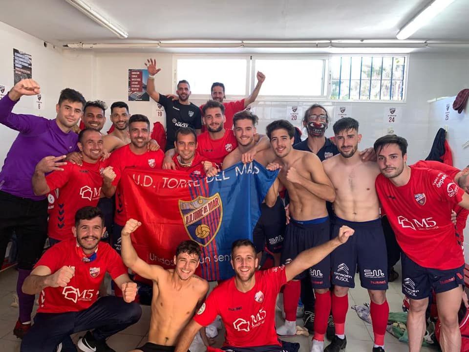 La U.D. Torre del Mar vence y se coloca en la parte alta de clasificación