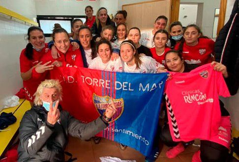 Las féminas sellan un gran fin de semana para la U.D. Torre del Mar