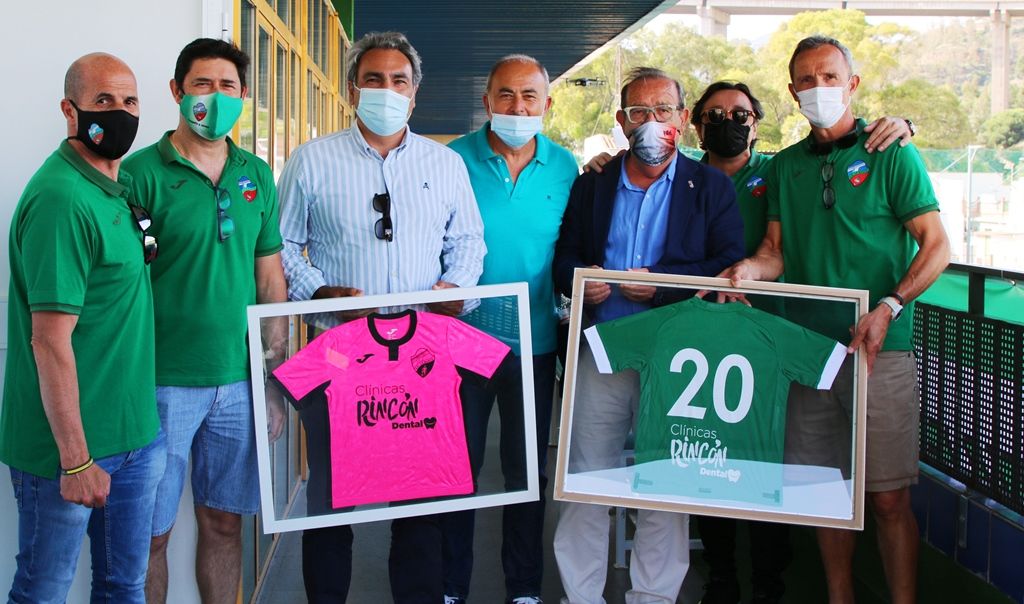 Manolo Rincón, homenajeado en la clausura del C. D. La Mosca