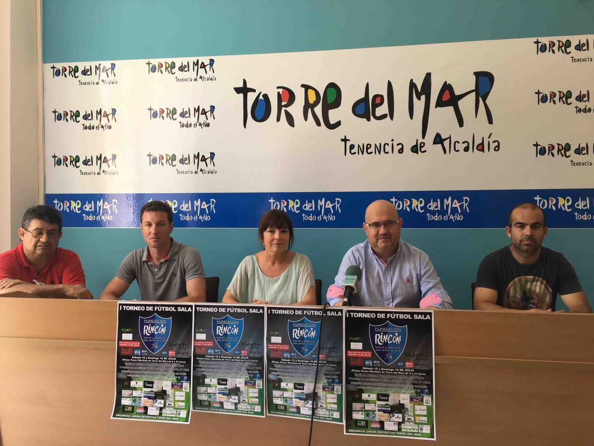 Torre del Mar presenta el I Torneo de Fútbol Sala Fundación Rincón