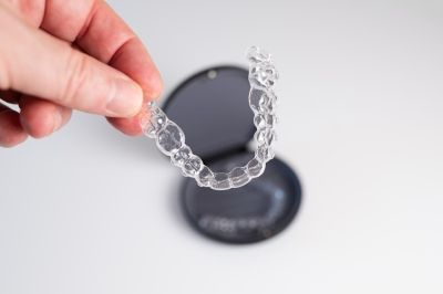 Guía completa sobre ortodoncia invisible: estética y salud sin brackets