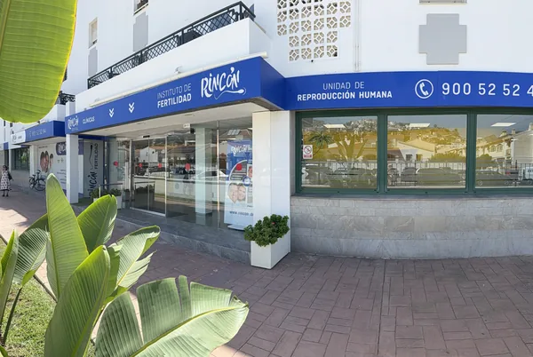 Fachada del Instituto de Fertilidad en Rincón de la Victoria